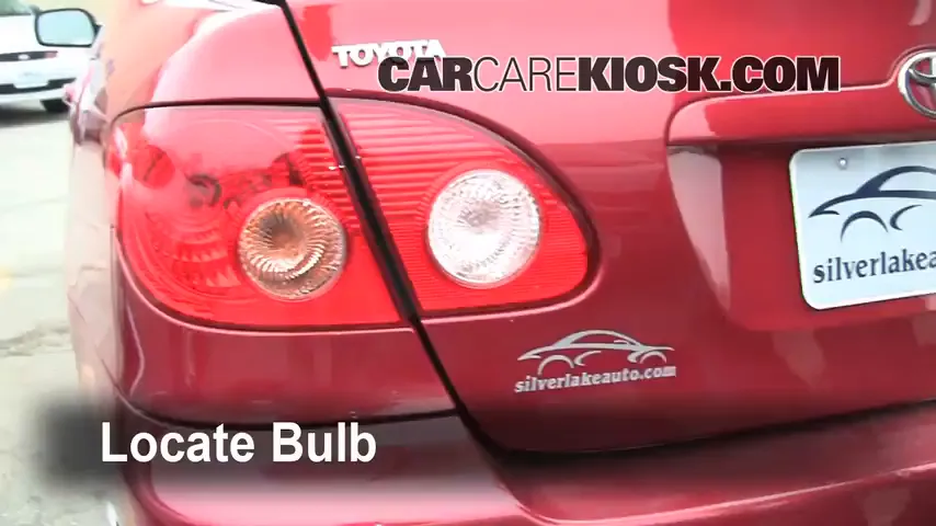 2007 Toyota Corolla CE 1.8L 4 Cyl. Lights